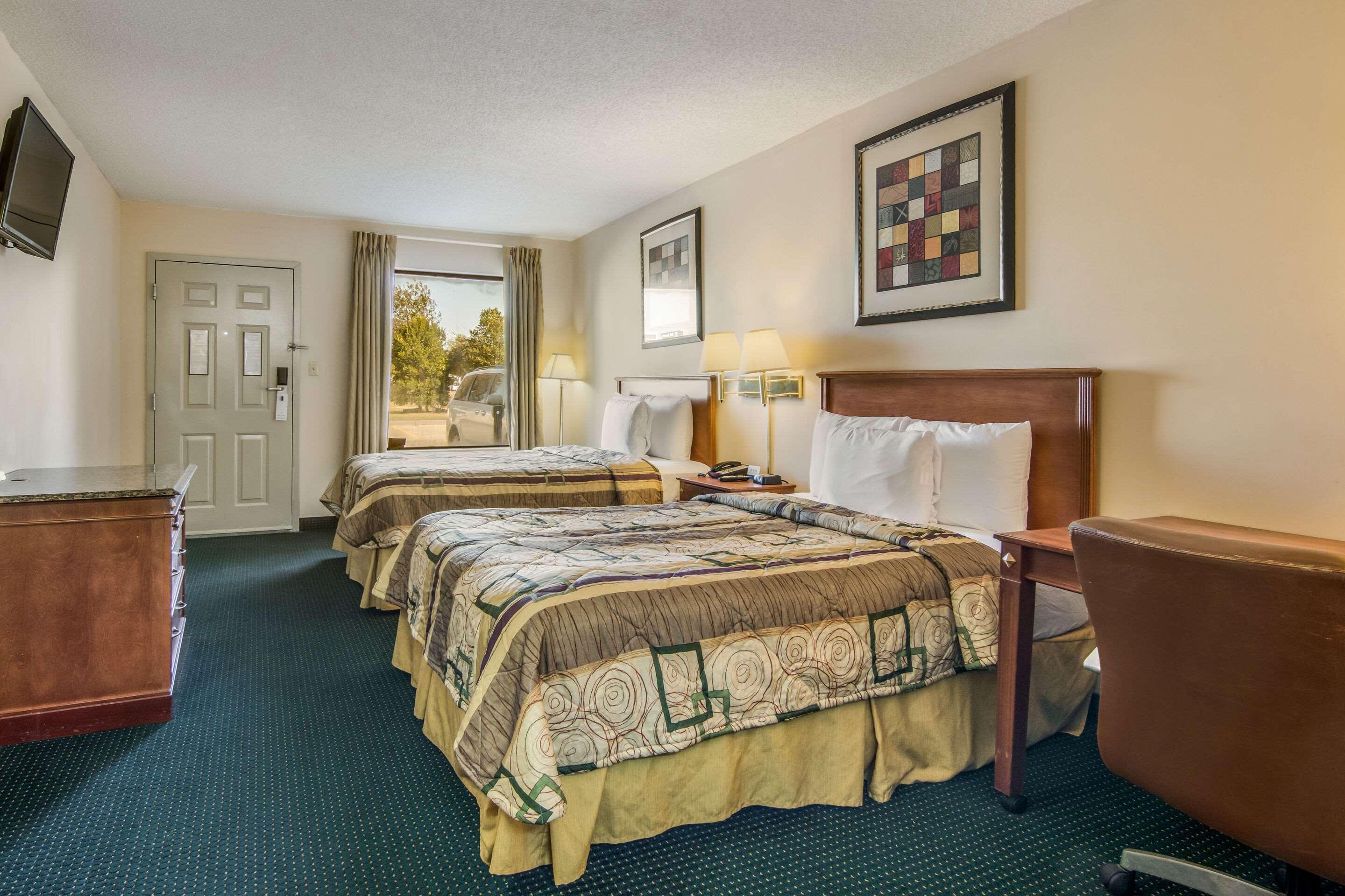 Rodeway Inn & Suites Dublin Zewnętrze zdjęcie