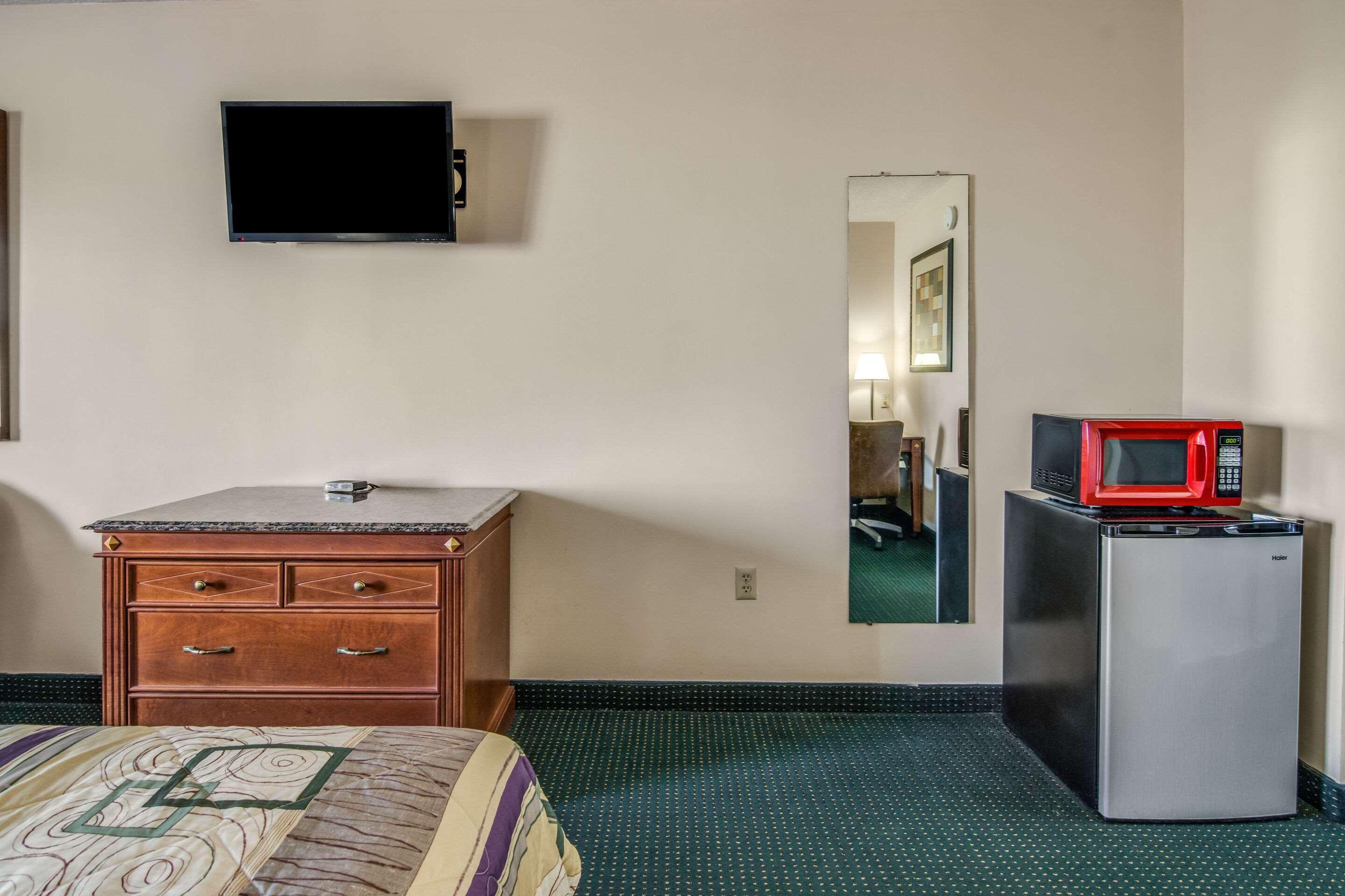 Rodeway Inn & Suites Dublin Zewnętrze zdjęcie