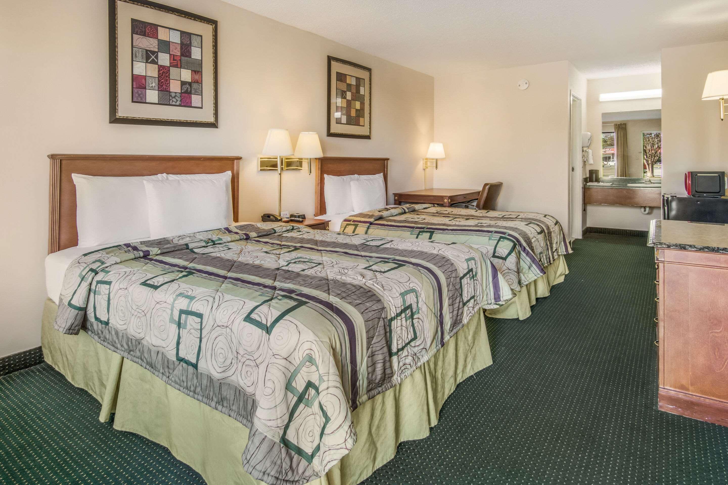 Rodeway Inn & Suites Dublin Zewnętrze zdjęcie