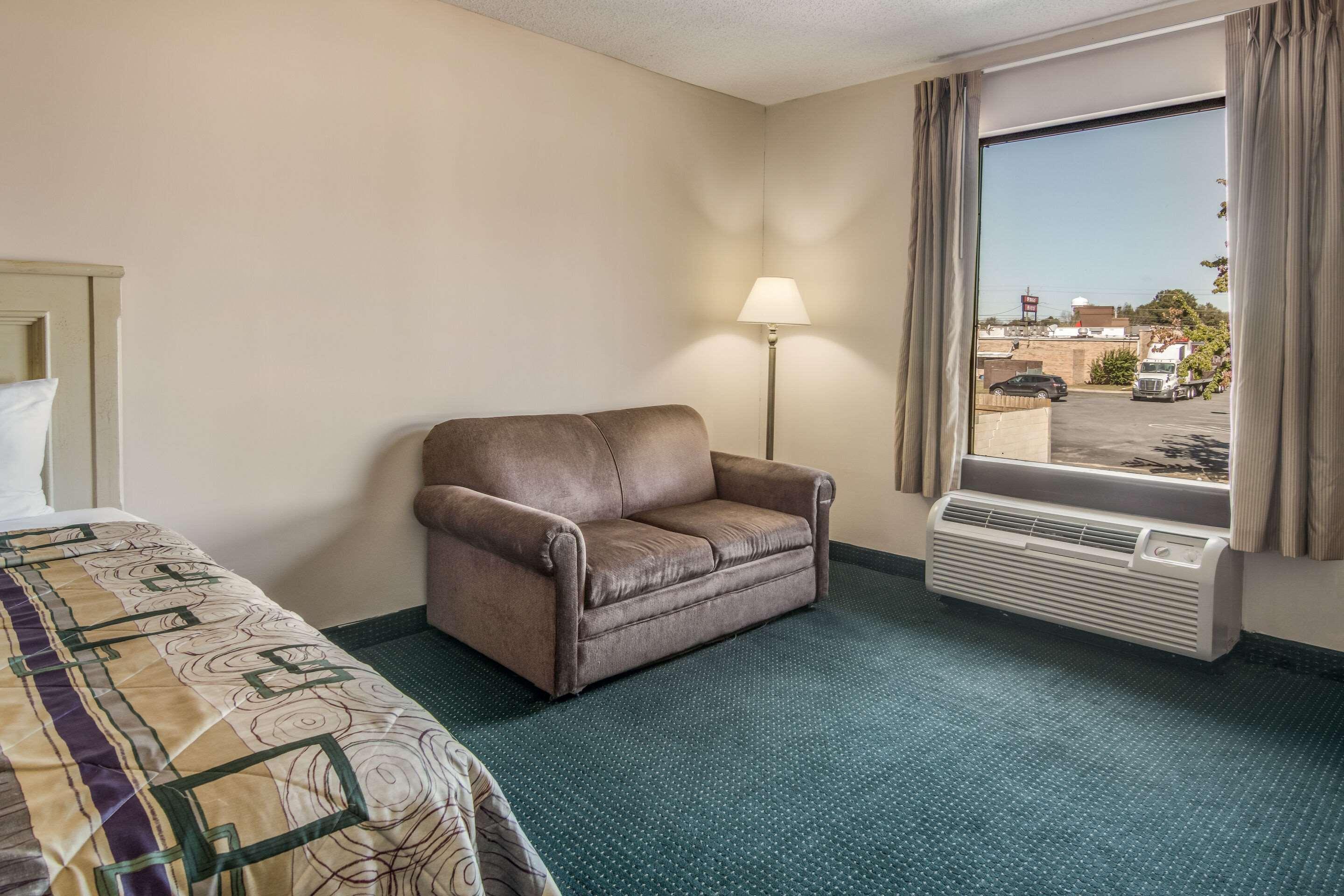 Rodeway Inn & Suites Dublin Zewnętrze zdjęcie