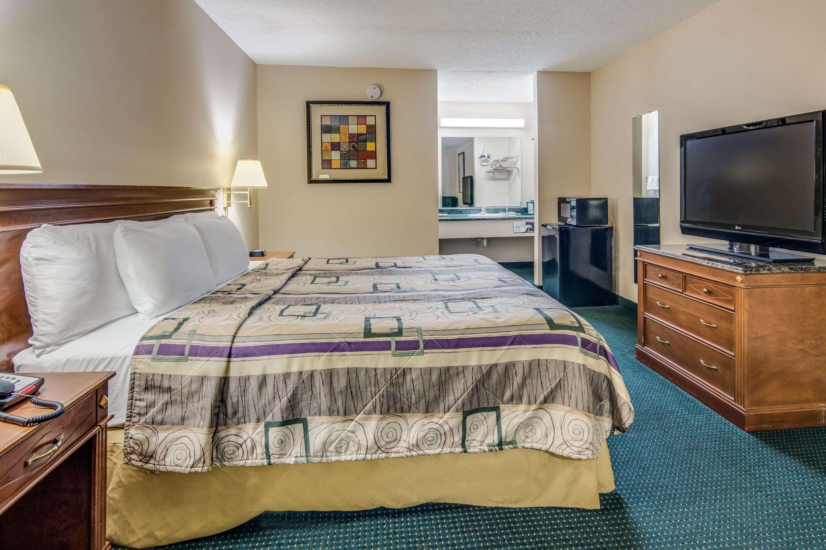 Rodeway Inn & Suites Dublin Zewnętrze zdjęcie